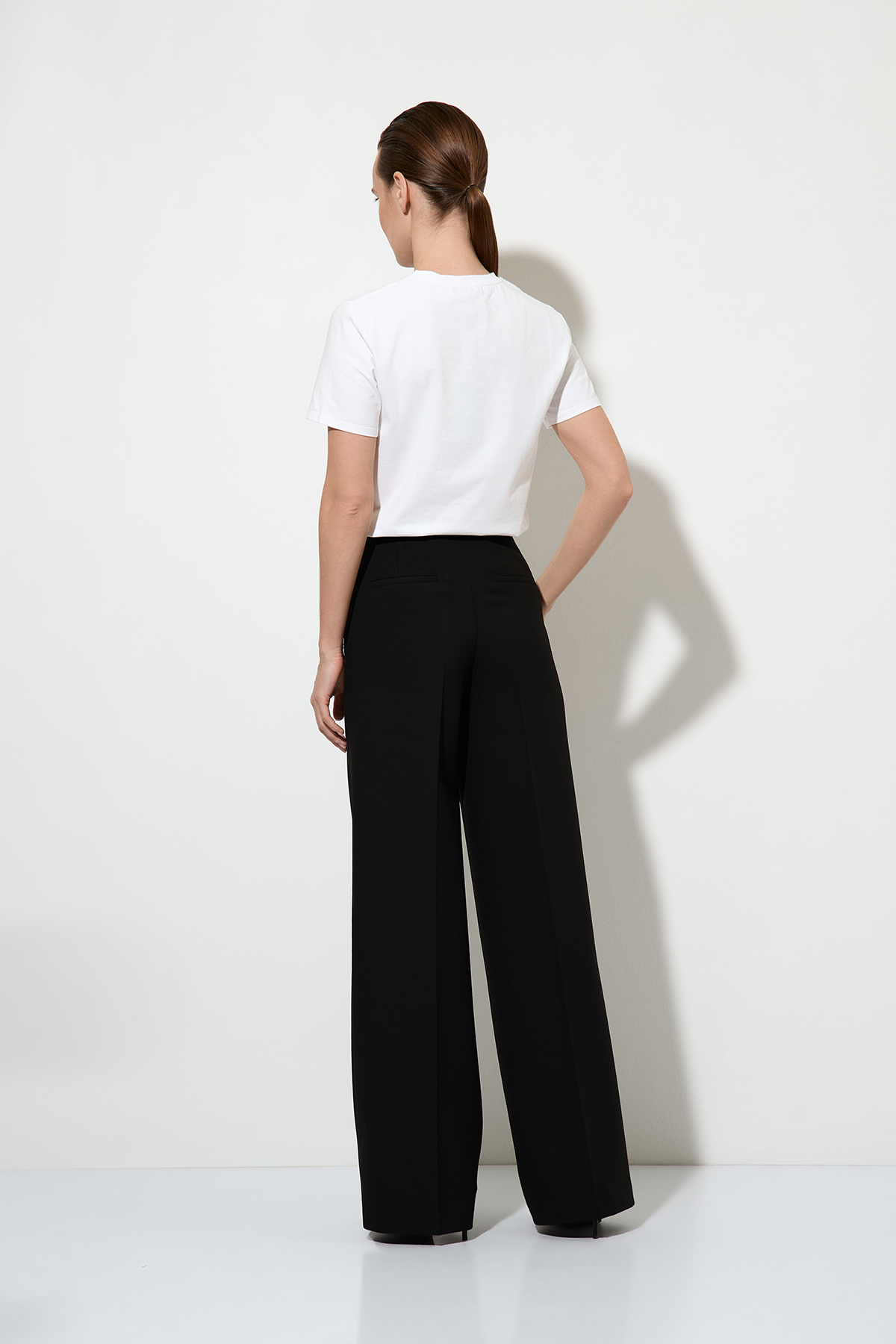 < Брючный костюм №5