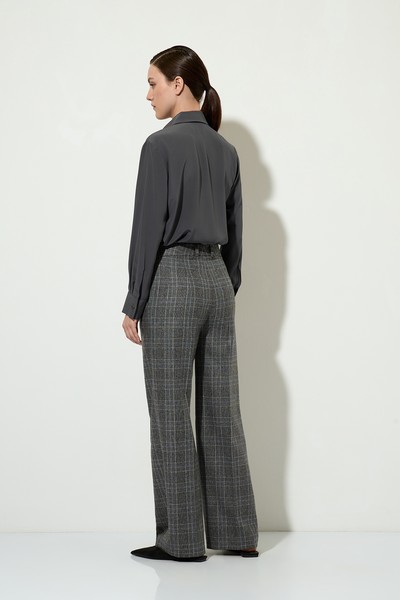 < Костюм с жилетом, брюками и юбкой №8