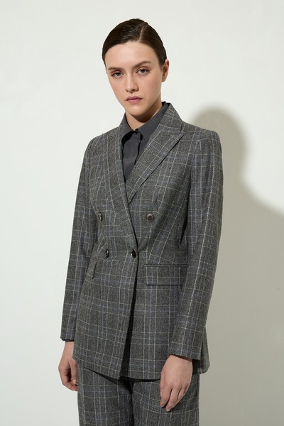 < Костюм с жилетом, брюками и юбкой №5