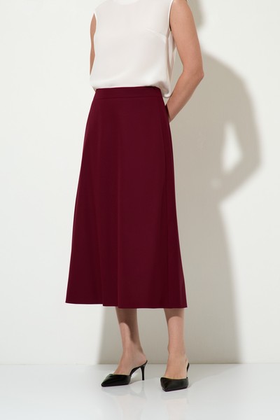 < Костюм с однобортным жакетом и юбкой №5