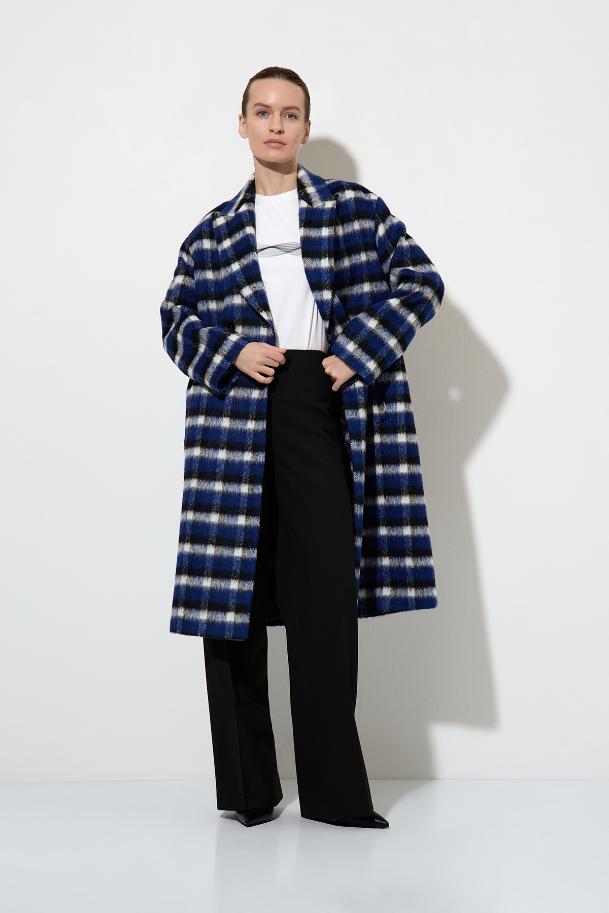 Пальто VASSA&Co, пол женский, цвет синий