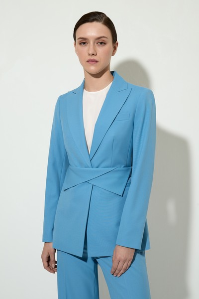 Жакет с акцентным поясом VASSA&Co, пол женский, цвет голубой