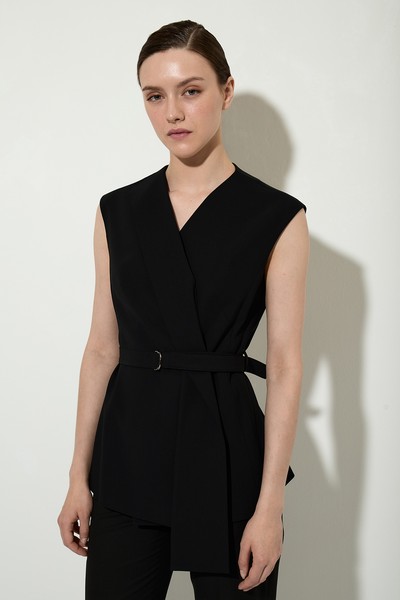 Удлиненный жилет VASSA&Co, пол женский, цвет черный