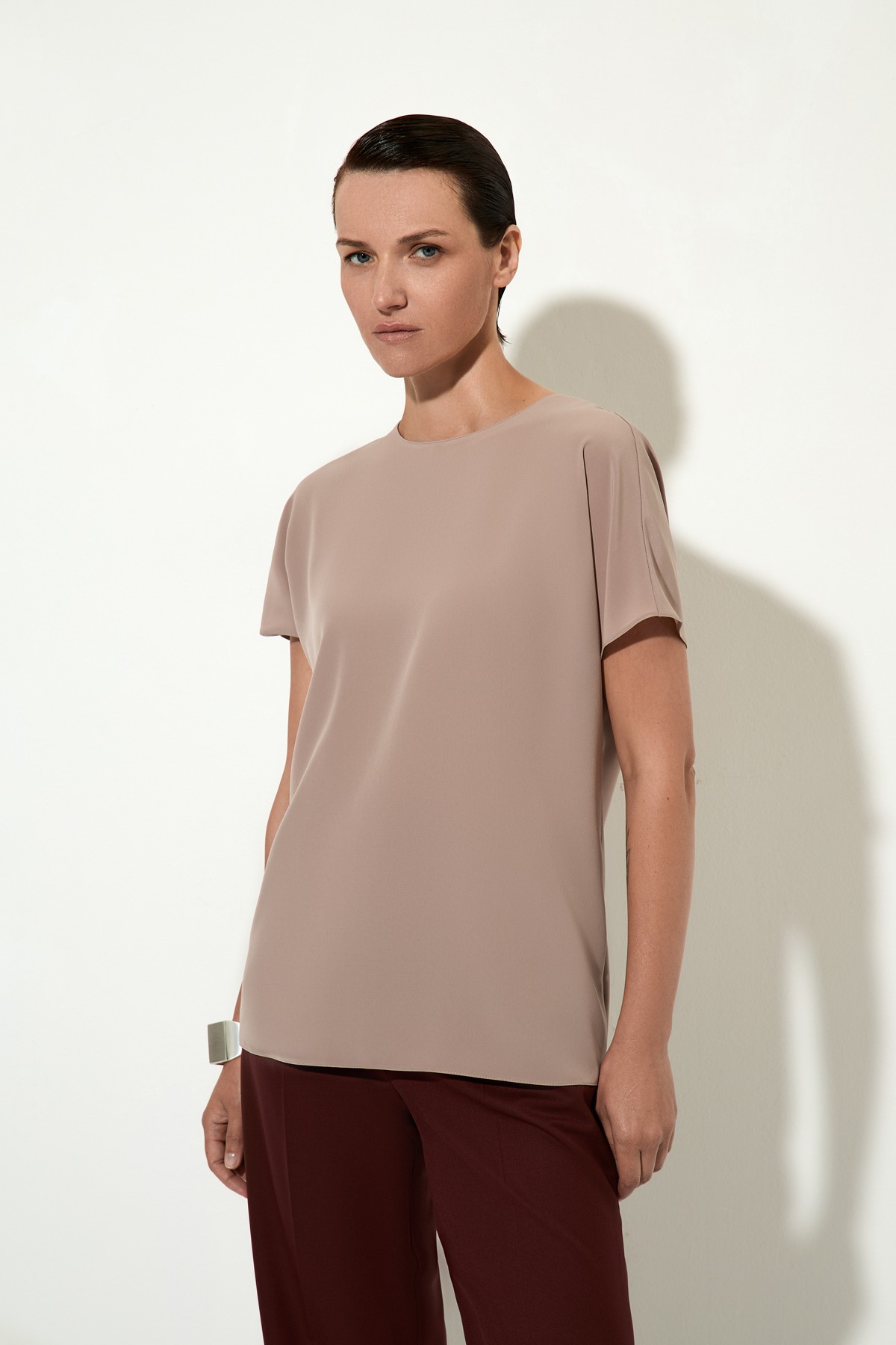 Блузка бежевая VASSA&Co, пол женский, цвет бежевый