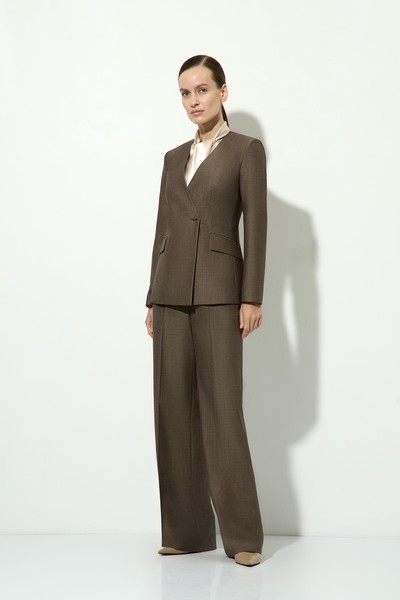 Брюки со стрелками VASSA&Co, пол женский, цвет коричневый