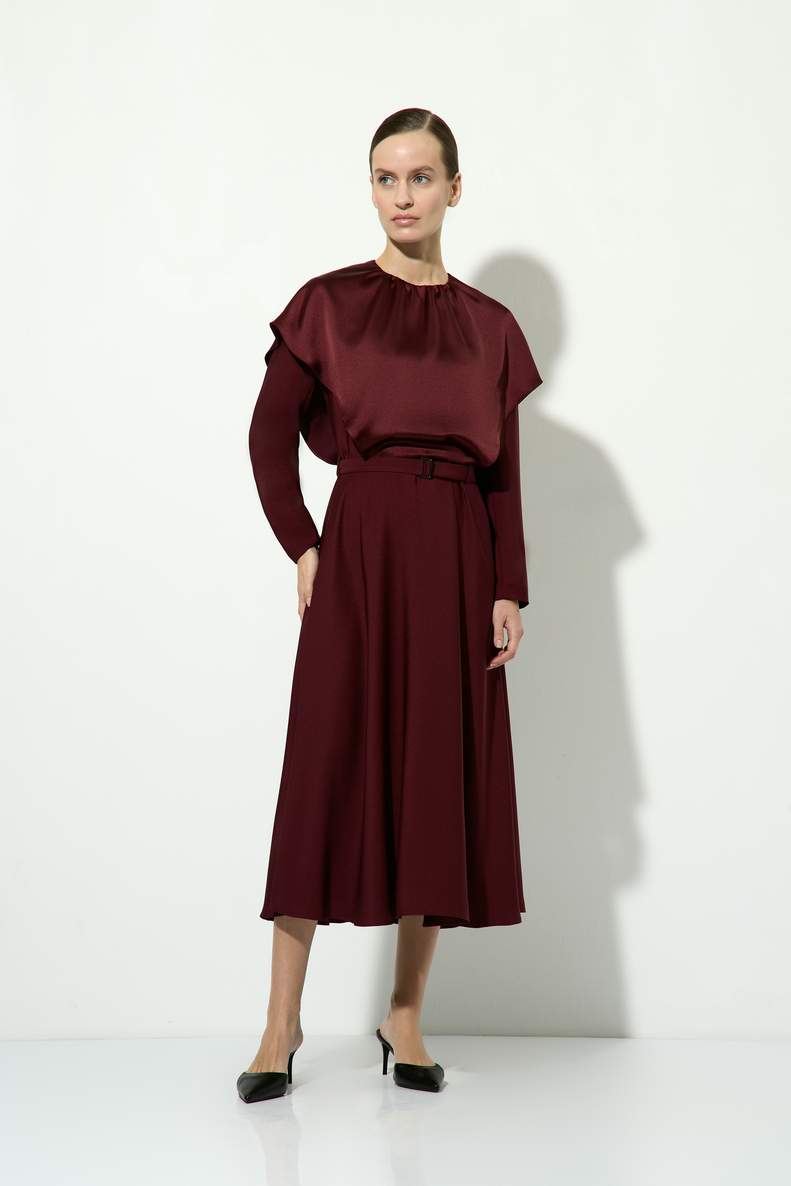 Платье бордовое VASSA&Co, пол женский, цвет красный