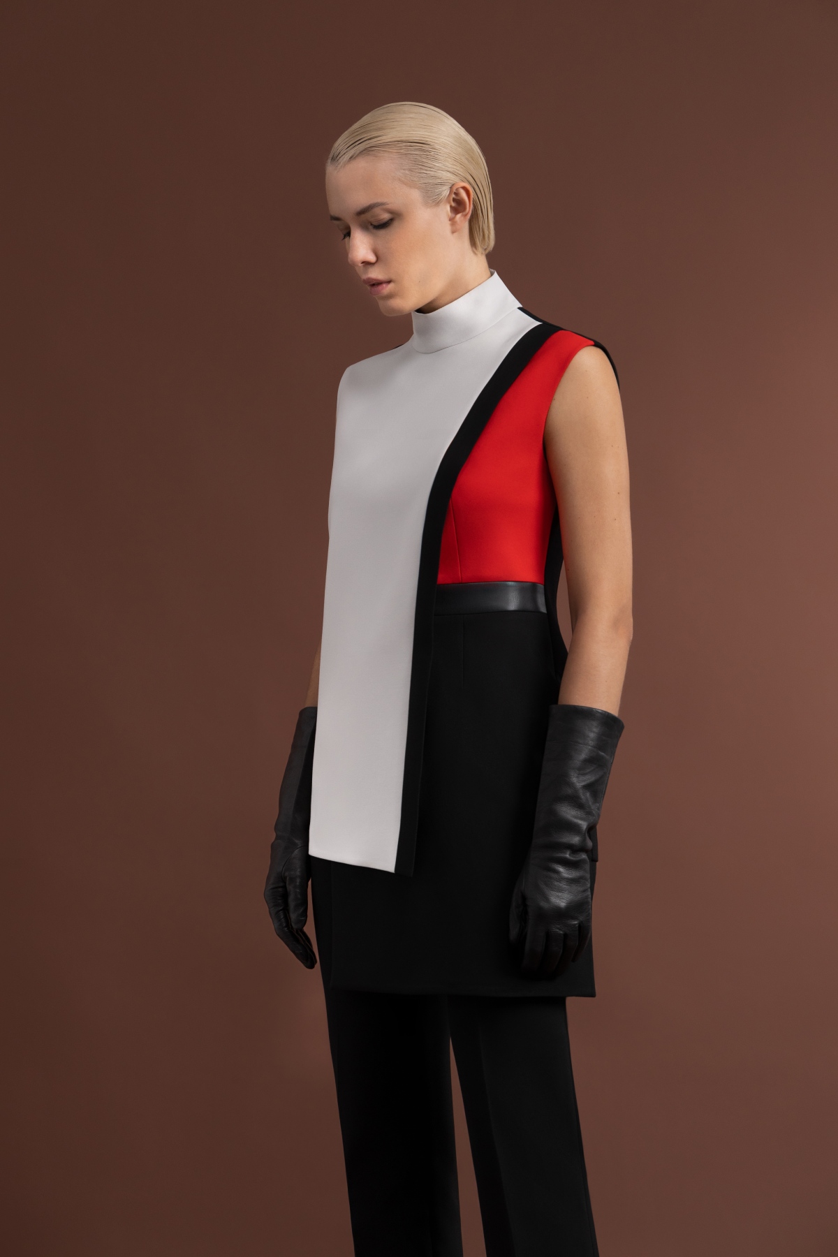 Жилет в стиле colorblock VASSA&Co, пол женский, цвет красный