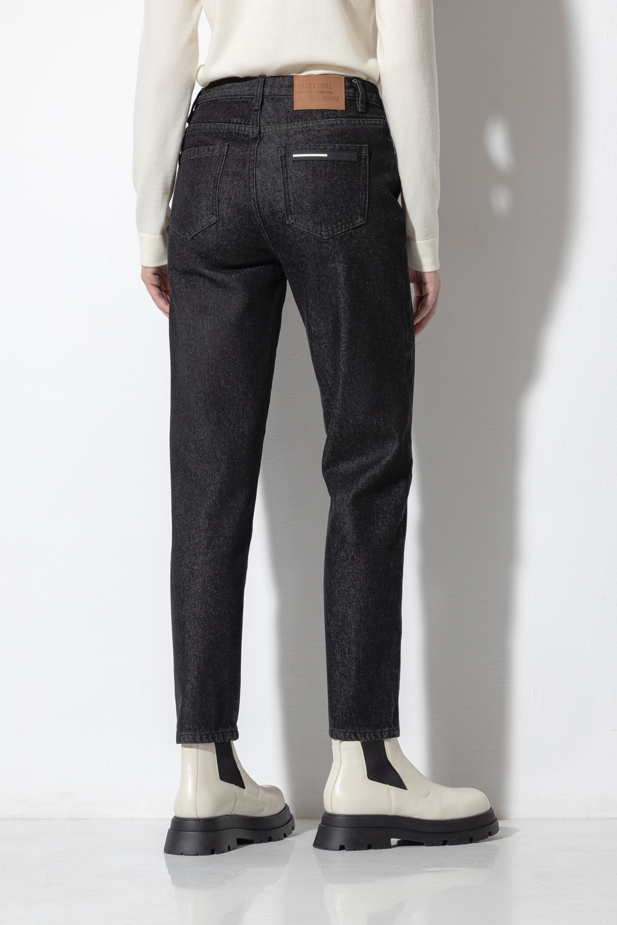 Джинсы Luxembourg Mid Rise VASSA CODE, VASSA&Co, пол женский, цвет черный, фото №3