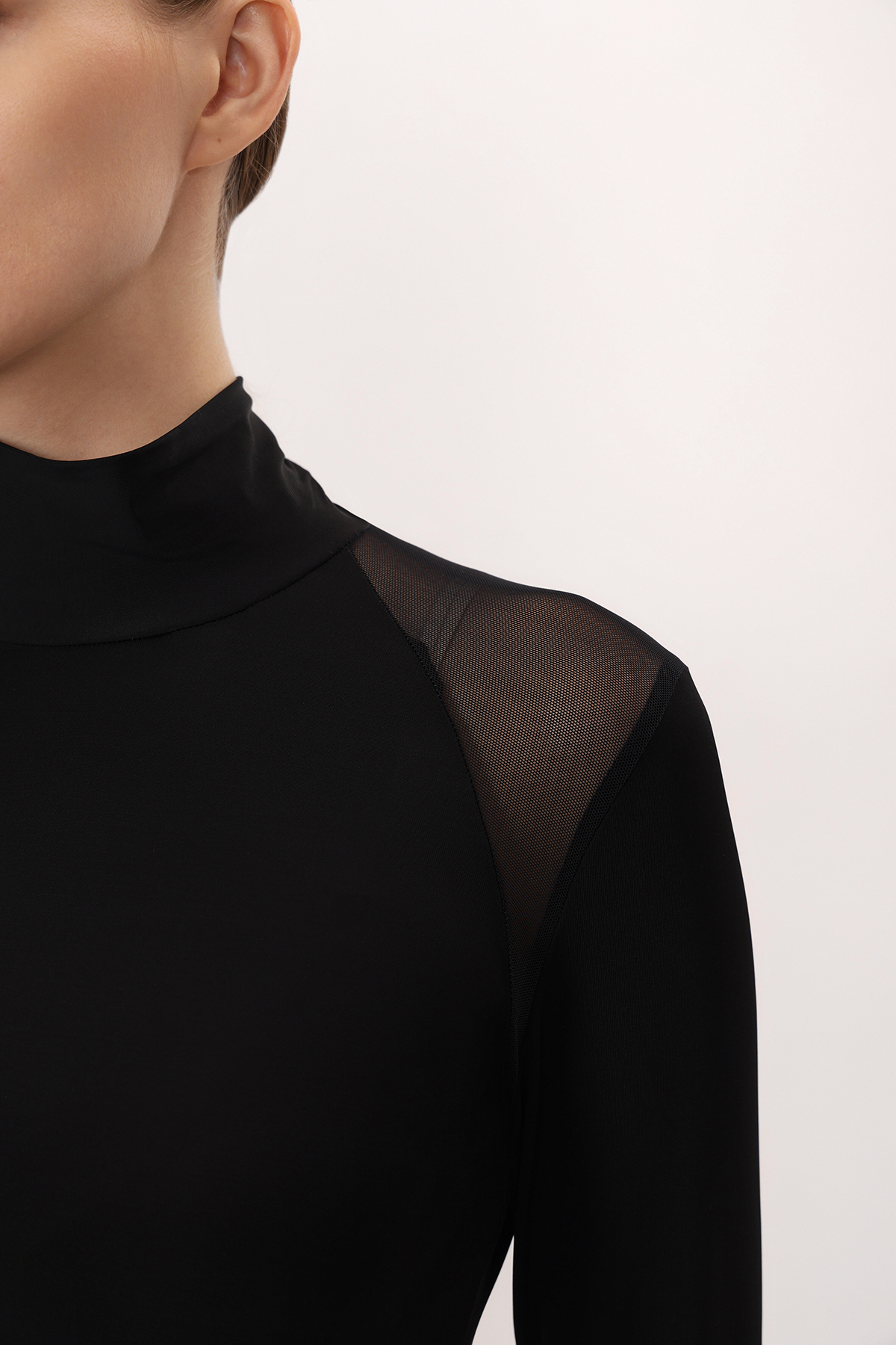 Водолазка с элементами из сетки VASSA&Co, пол женский, цвет черный, фото №3