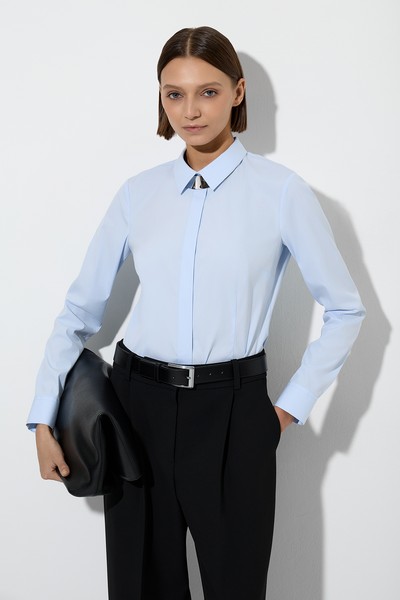 Кожаный ремень с металлической пряжкой VASSA&Co, пол женский, цвет черный, фото №2