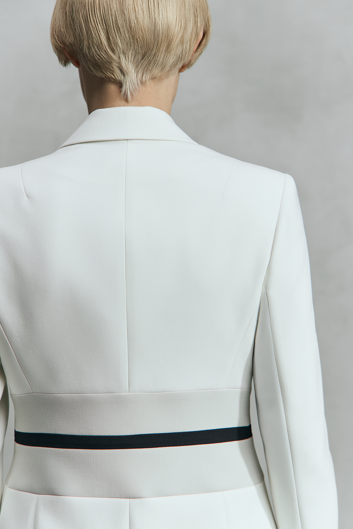 Жакет с контрастным поясом VASSA&Co, пол женский, цвет белый, фото №7