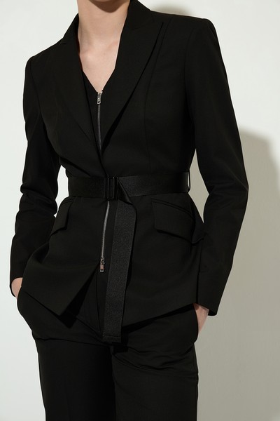 Жакет на молнии с поясом VASSA&Co, пол женский, цвет черный, фото №5