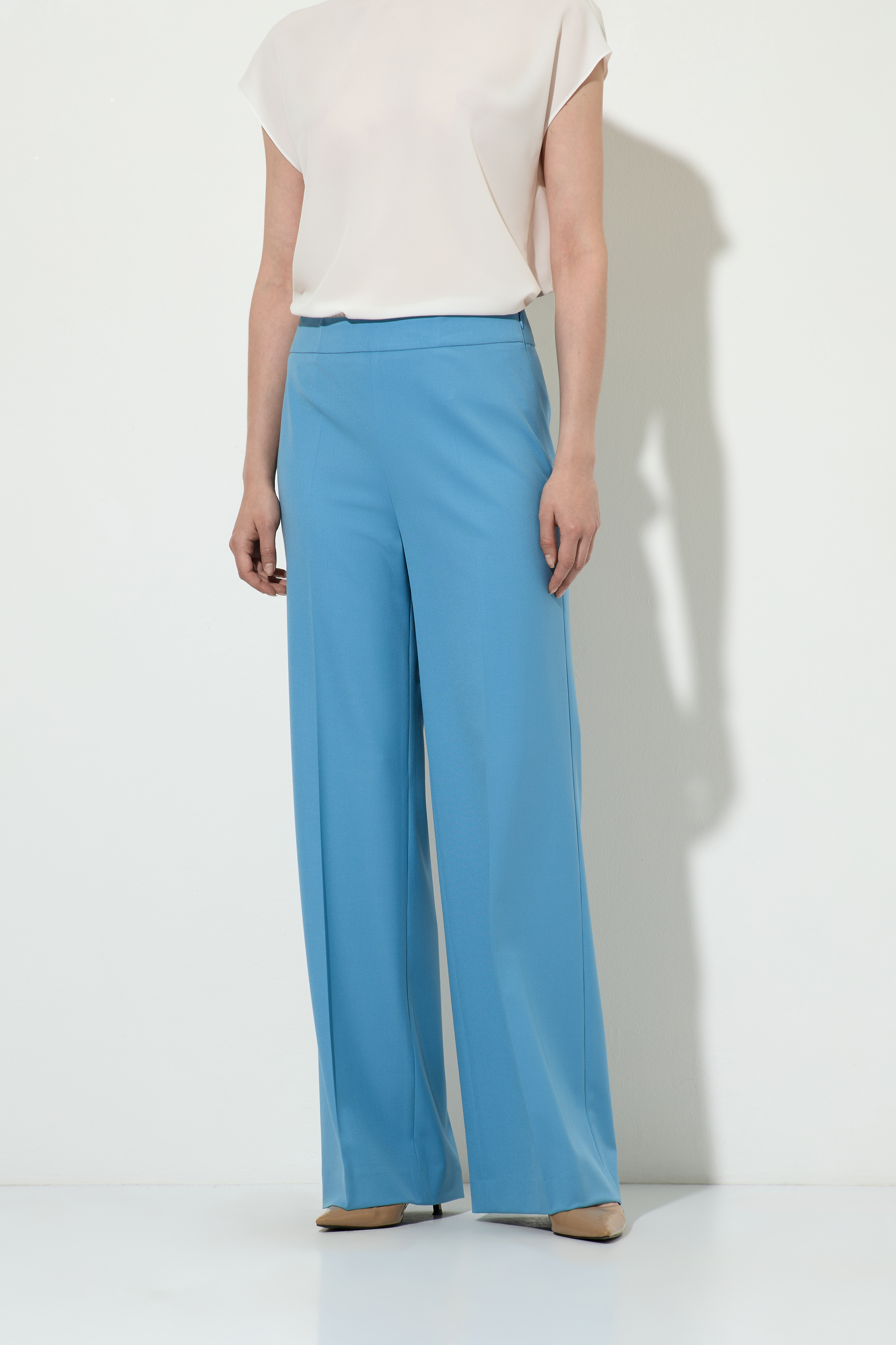 Брюки VASSA&Co, пол женский, цвет голубой, фото №4