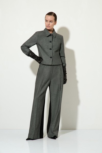 Брюки в стиле color block VASSA&Co, пол женский, цвет серый, фото №6