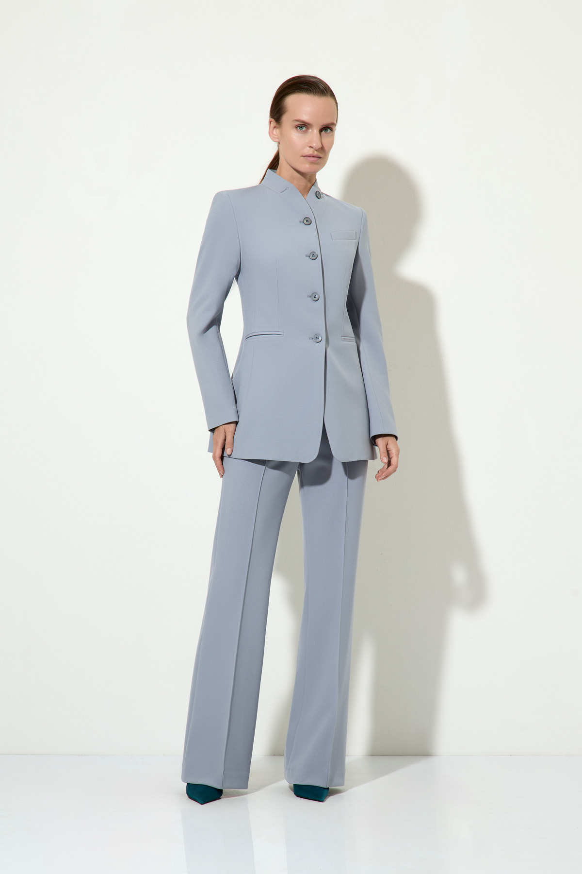 Брюки прямого кроя VASSA&Co, пол женский, цвет голубой, фото №3