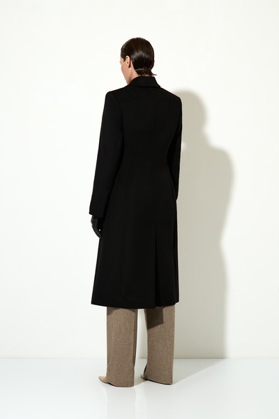 Приталенное пальто из шерсти и кашемира VASSA&Co, пол женский, цвет черный, фото №5