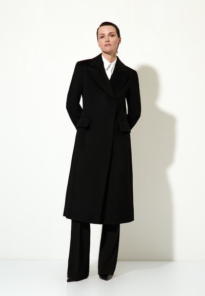 Брюки черные со стрелками VASSA&Co, пол женский, цвет черный, фото №4