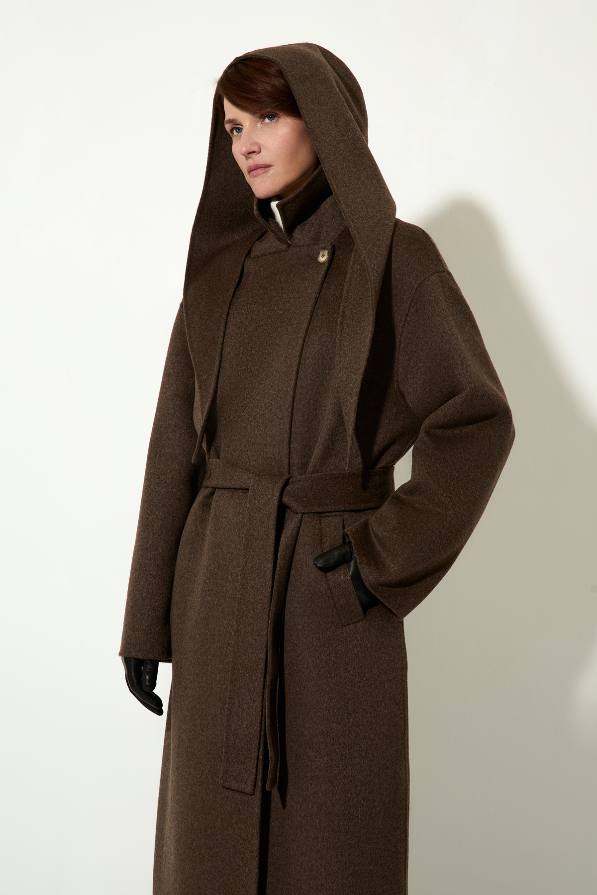 Пальто женское с капюшоном VASSA CODE, пол женский, цвет коричневый, фото №4
