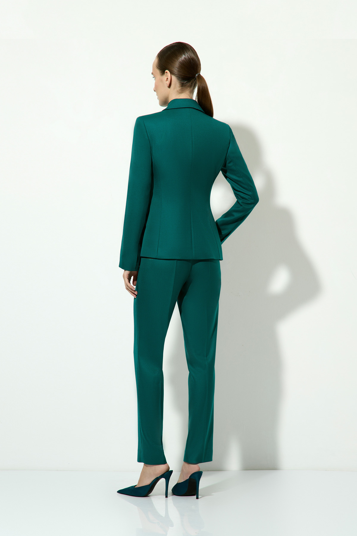 Жакет двубортный приталенный VASSA&Co, пол женский, цвет зеленый, фото №5