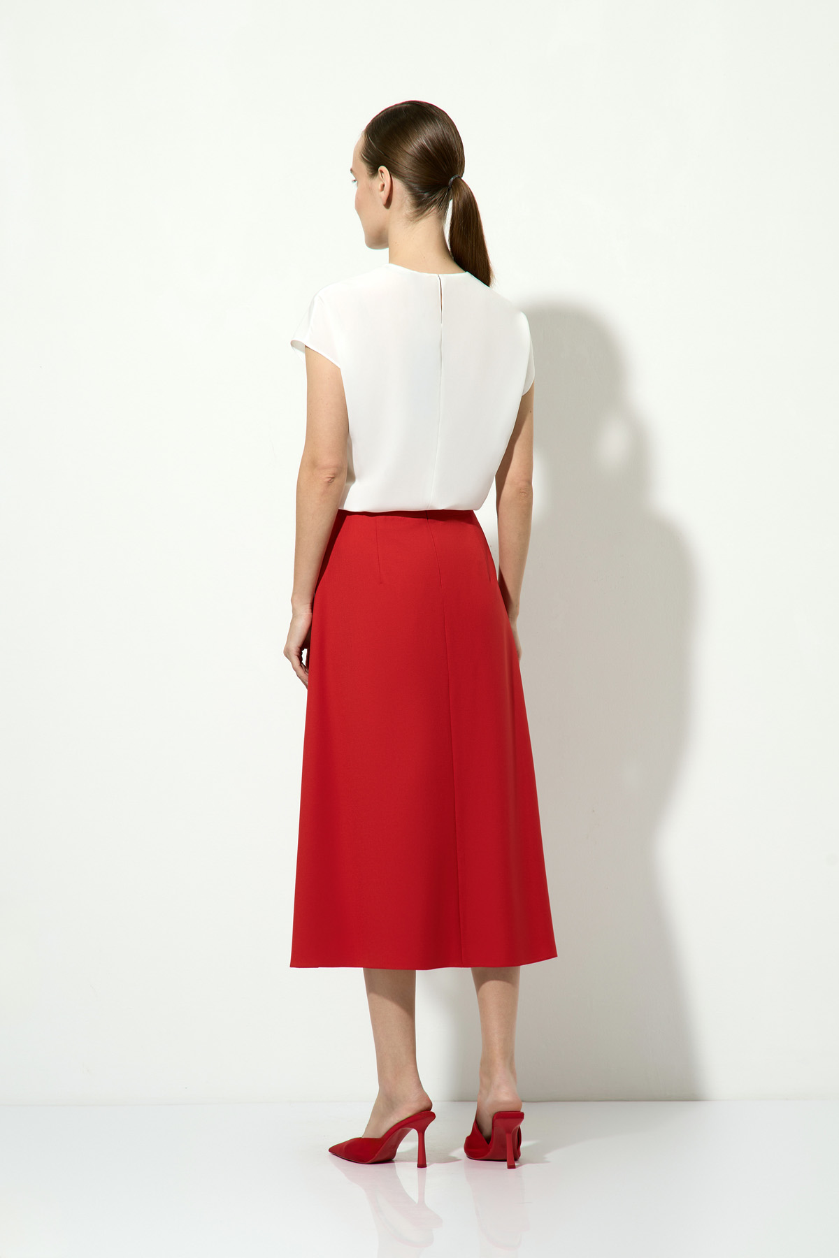 Юбка красного цвета VASSA&Co, пол женский, цвет красный, фото №7