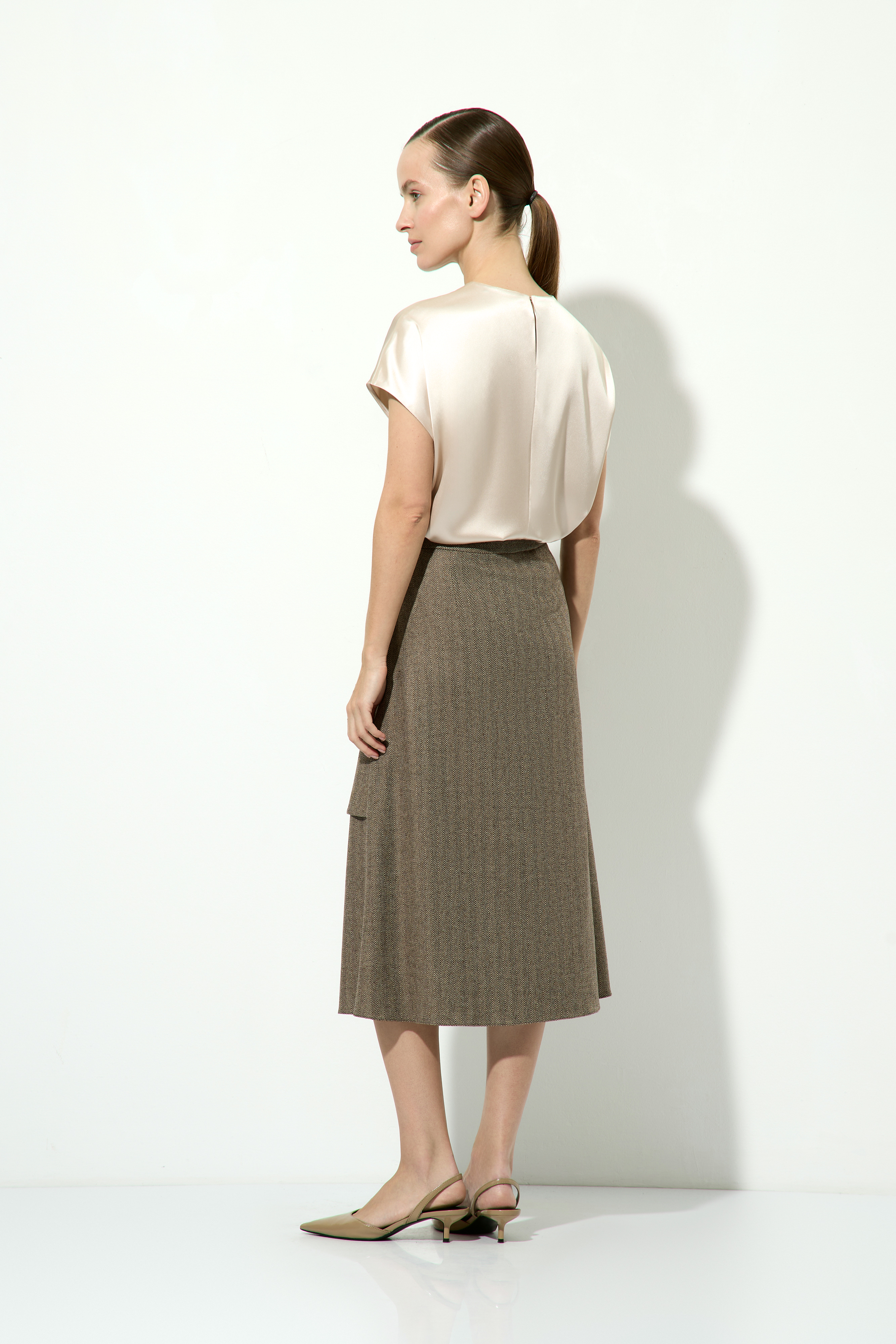 Юбка с асимметричной деталью VASSA&Co, пол женский, цвет коричневый, фото №4