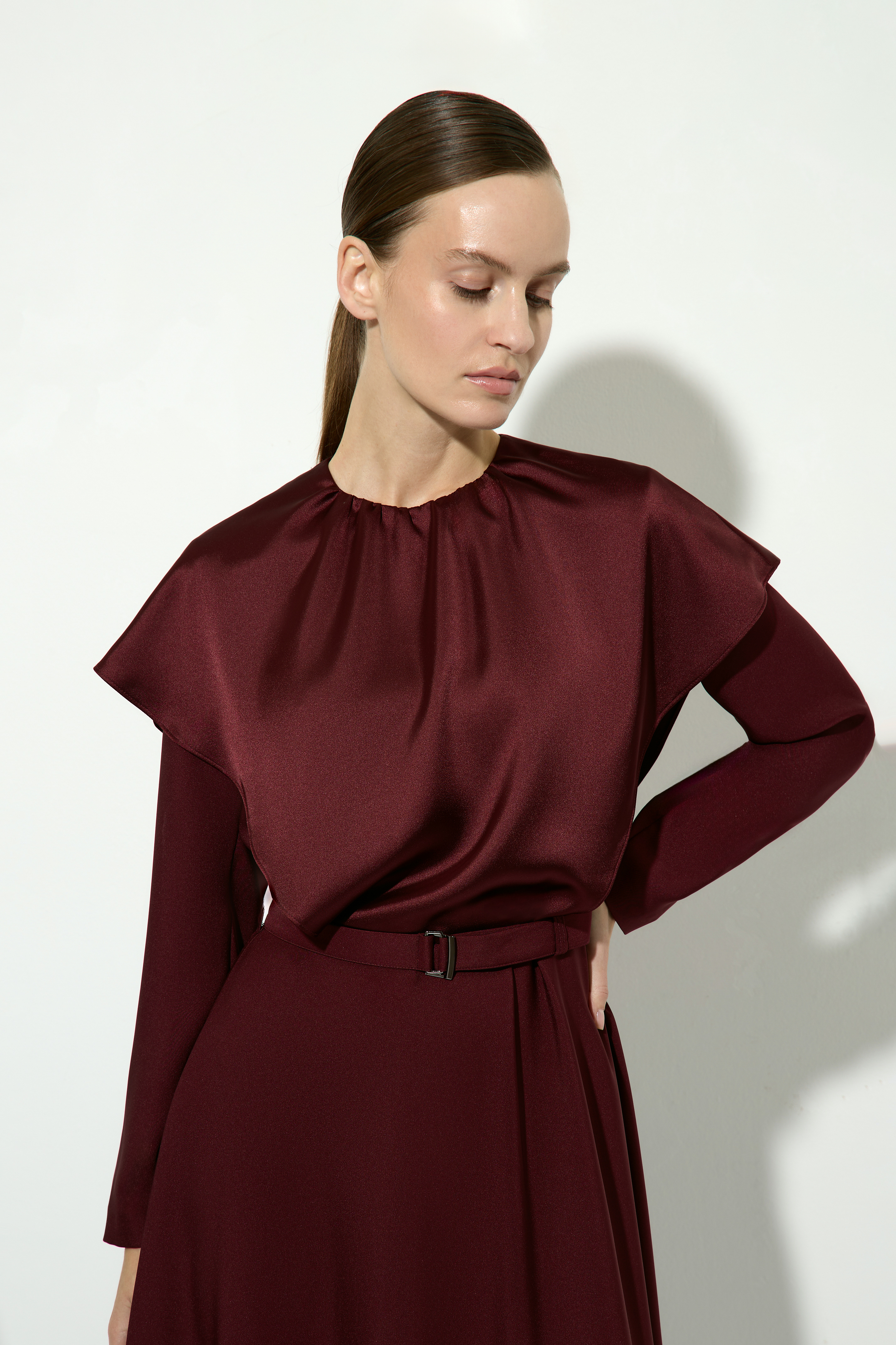 Платье бордовое VASSA&Co, пол женский, цвет красный, фото №2