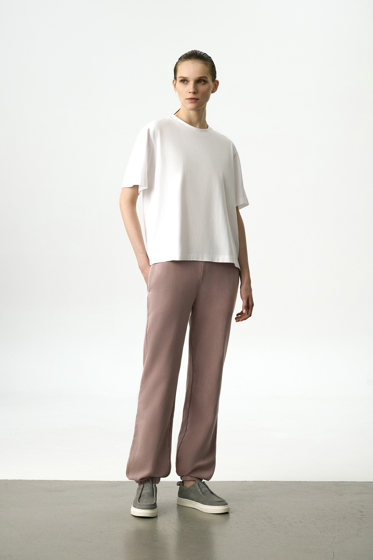 Брюки спортивные VASSA CODE, пол женский, цвет сиреневый, фото №3