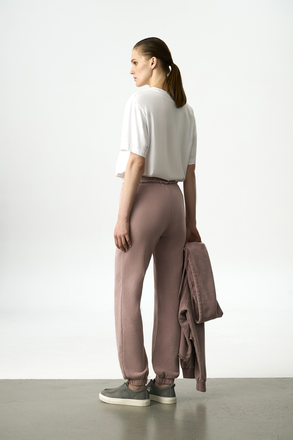 Брюки спортивные VASSA CODE, пол женский, цвет сиреневый, фото №4