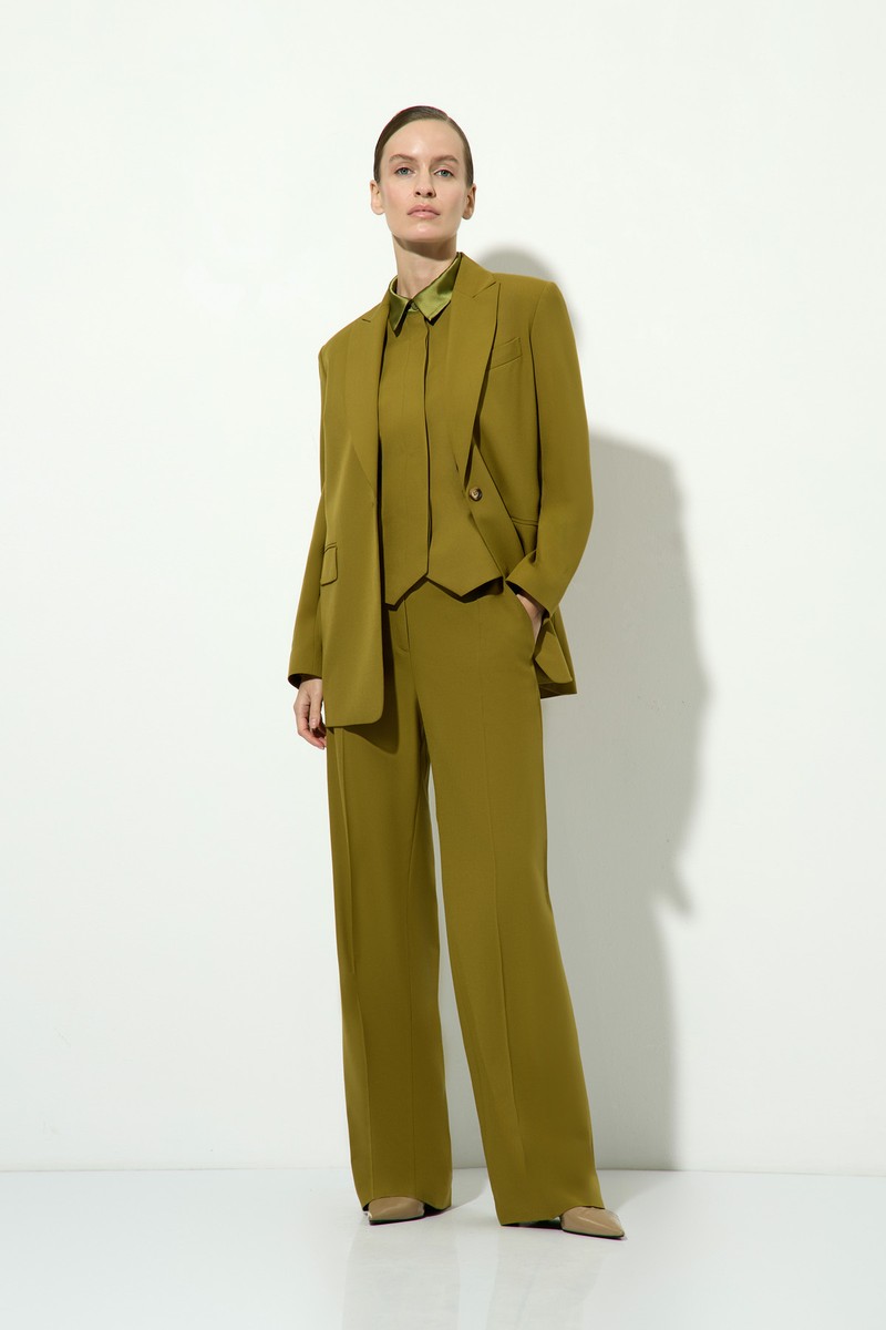 > Костюм с однобортным жакетом и жилетом > №1